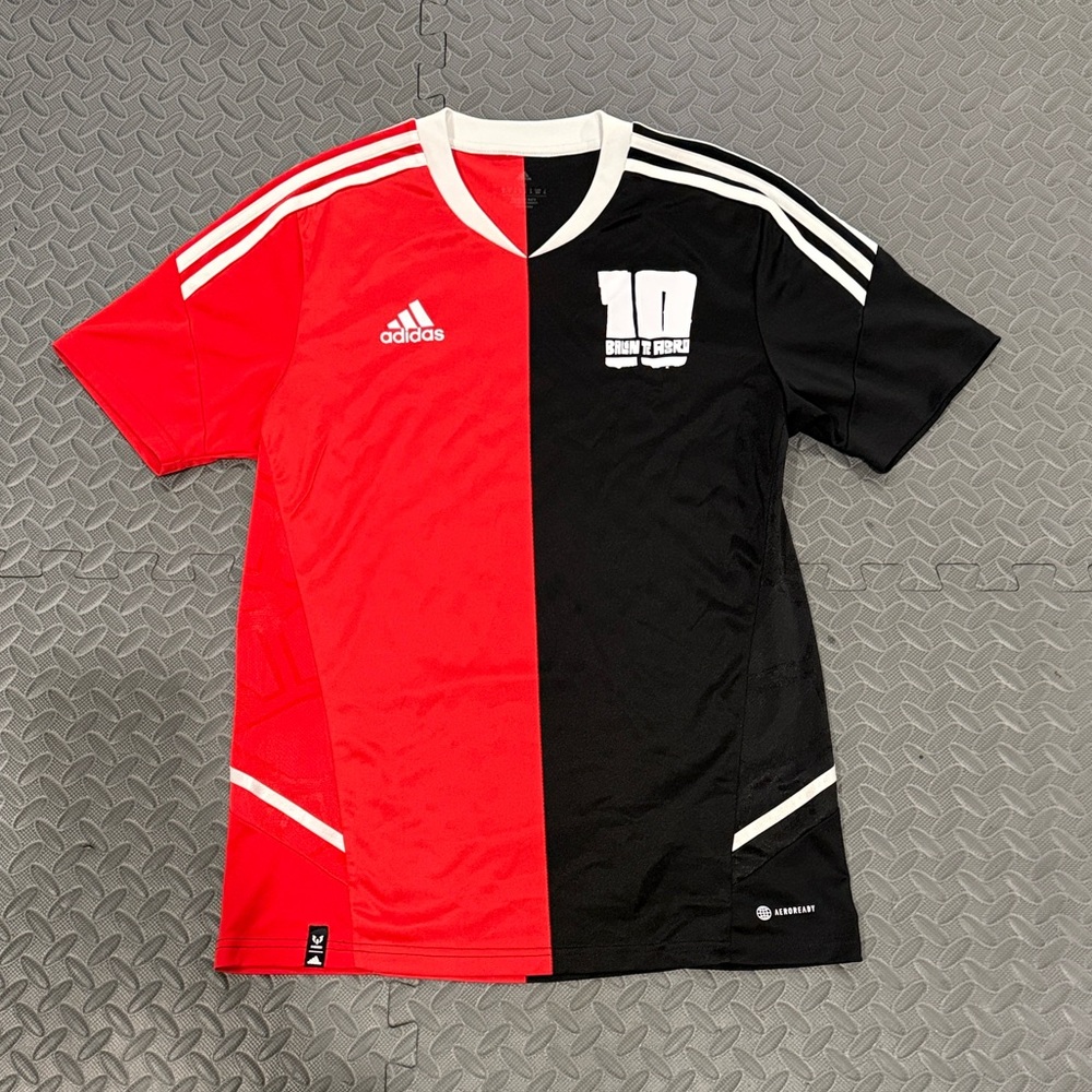 adidas Messi Balon Te Adoro jersey